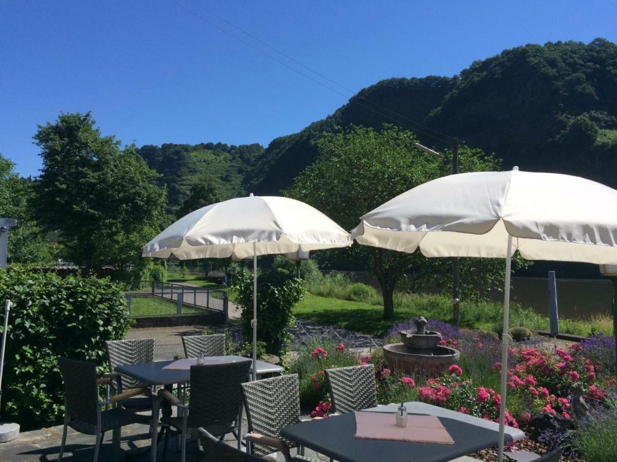 Hotel Alt Reinsport Piesport Exterior foto